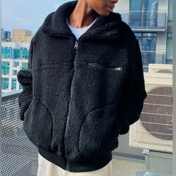Aritzia Jackets & Blazers - Aritzia Wilfred Free Winter Casual Funnel Neck Chunky Teddy Jacket Black Sz XXS